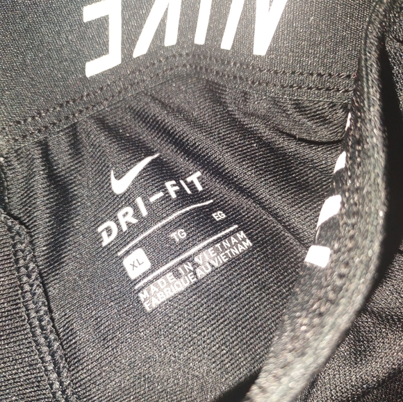 Woman's athletic Nike DRI fit black running shorts size XL - Picture 4 of 4